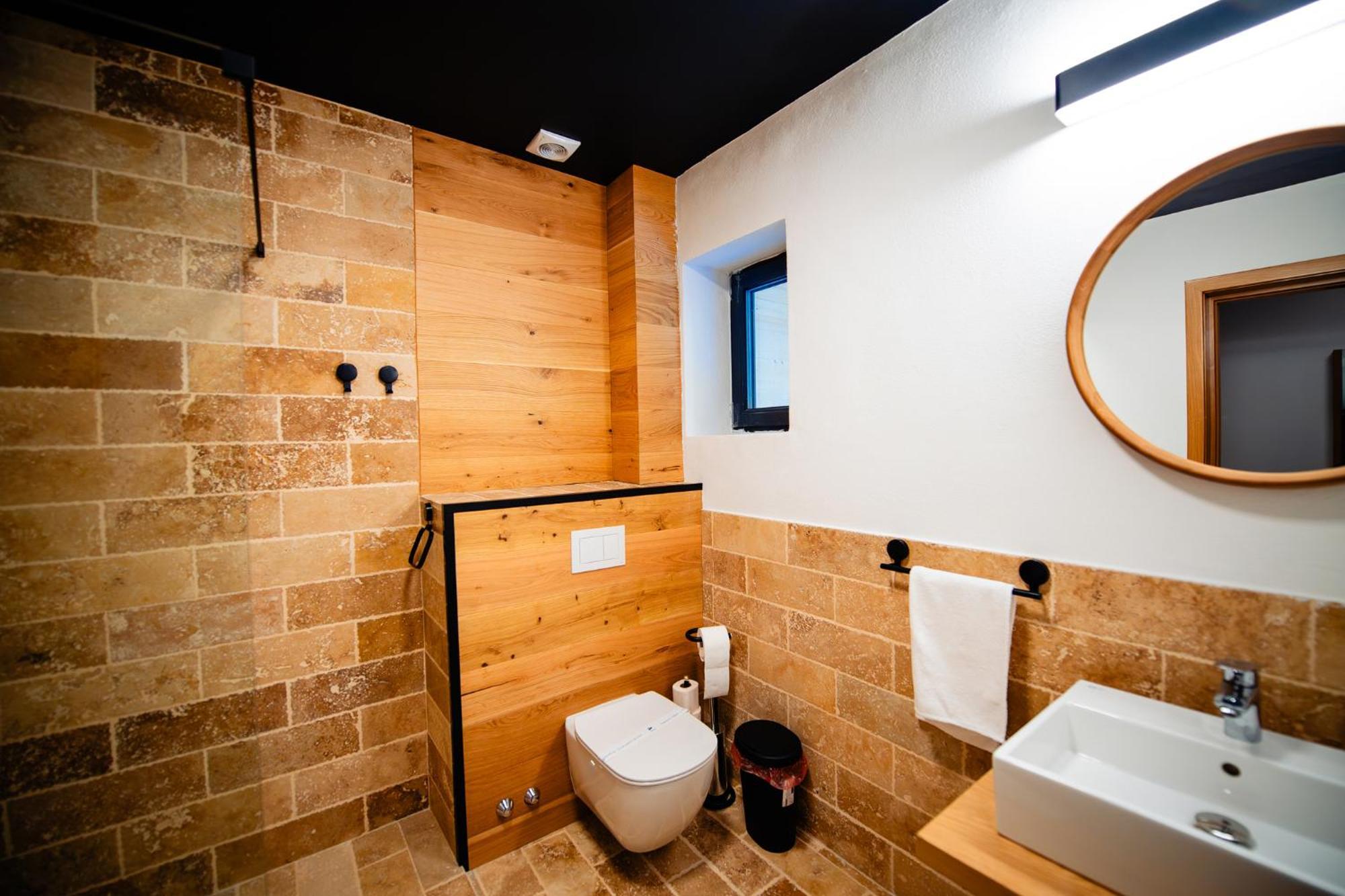 Complexul Turistic Cheile Butii Hotel Cimpu lui Neag Ngoại thất bức ảnh